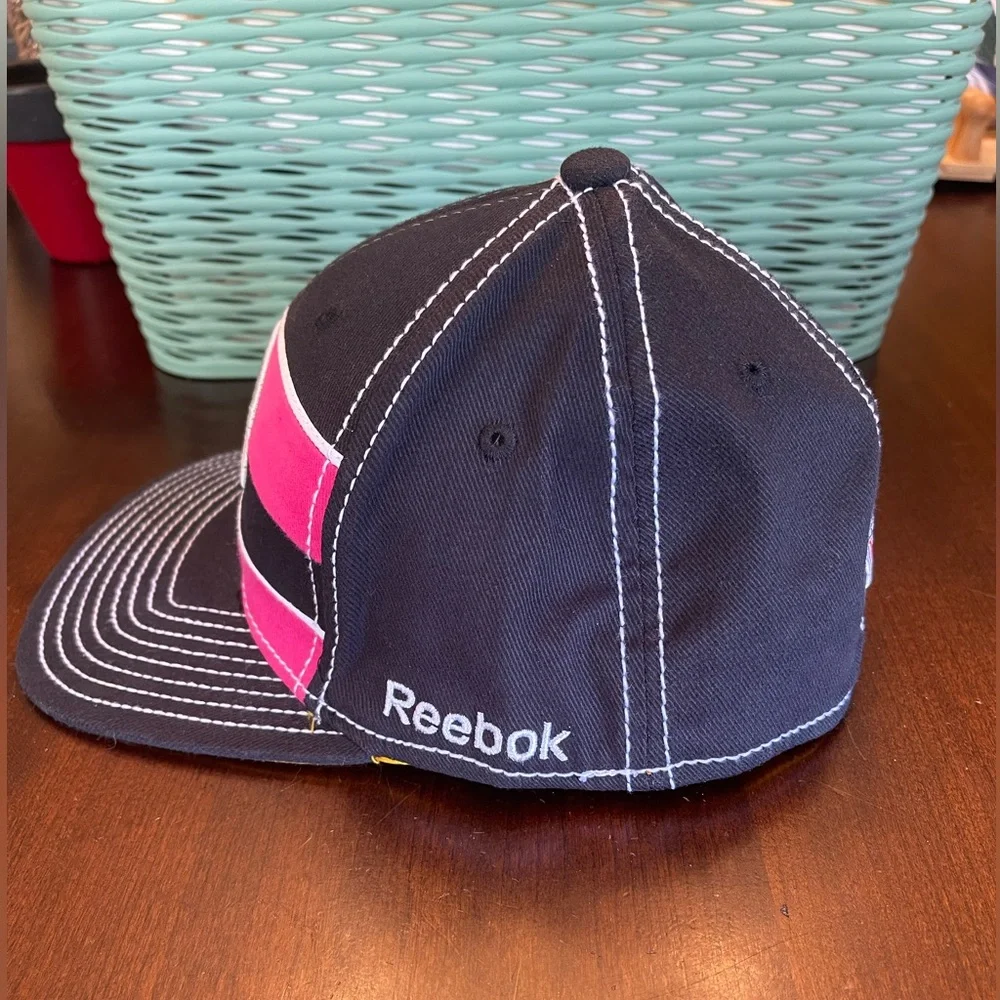 NWOT NFL Reebok On Field Steelers Breast Cancer Awareness Fitted Hat S/M - Picture 4 of 8